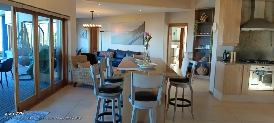 7 Bedroom Property for Sale in Dana Bay Western Cape